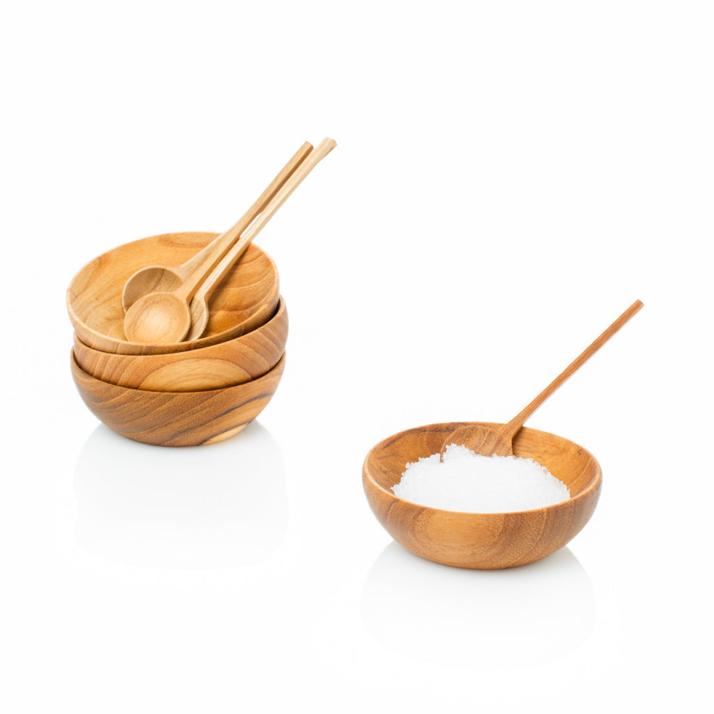 Teak set of 4 salt bowls and spoons