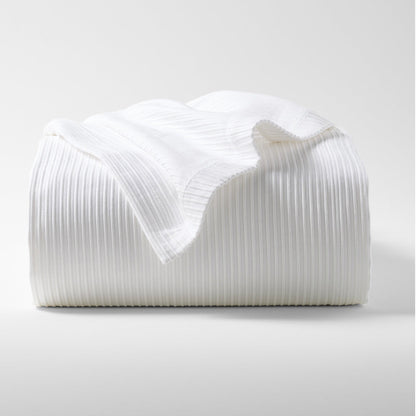 ribbed white cotton matelasse coverlet 