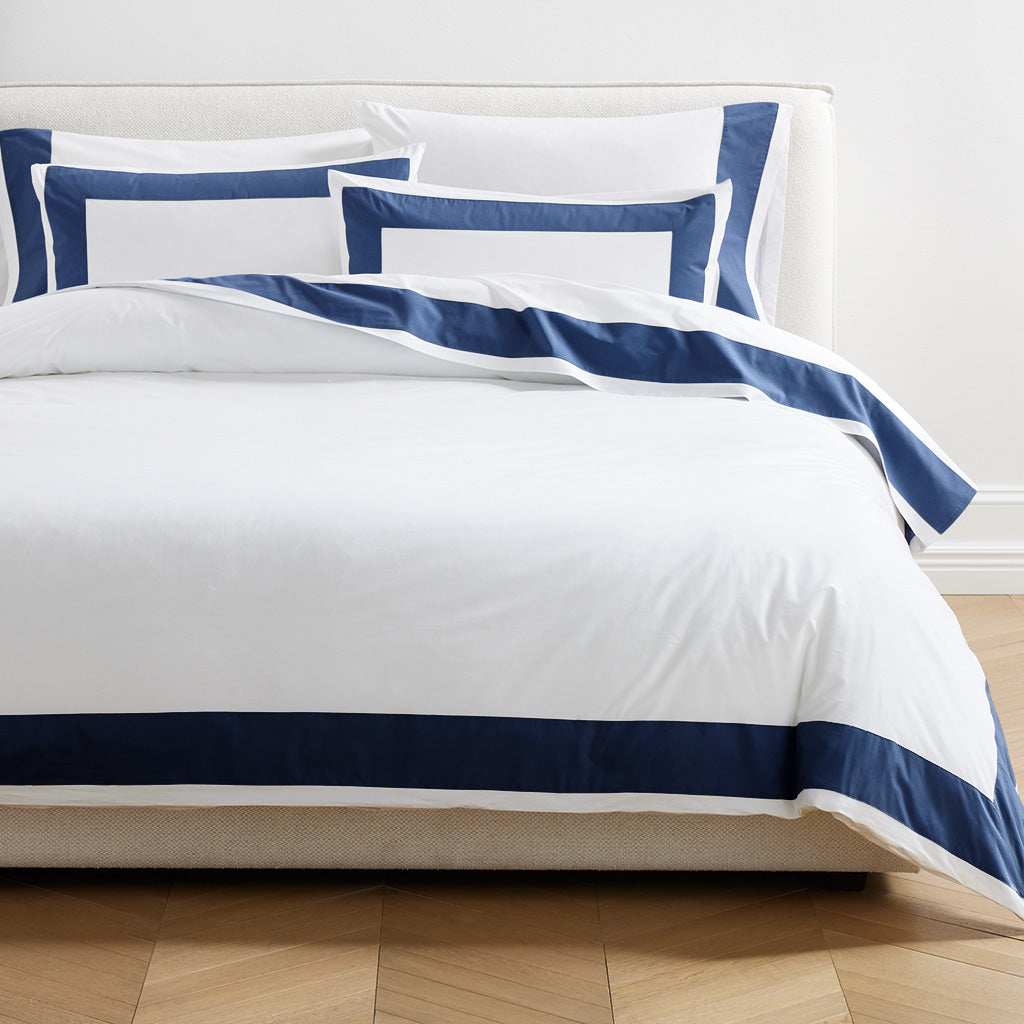 standard king white duvet cover with navy blue edges 