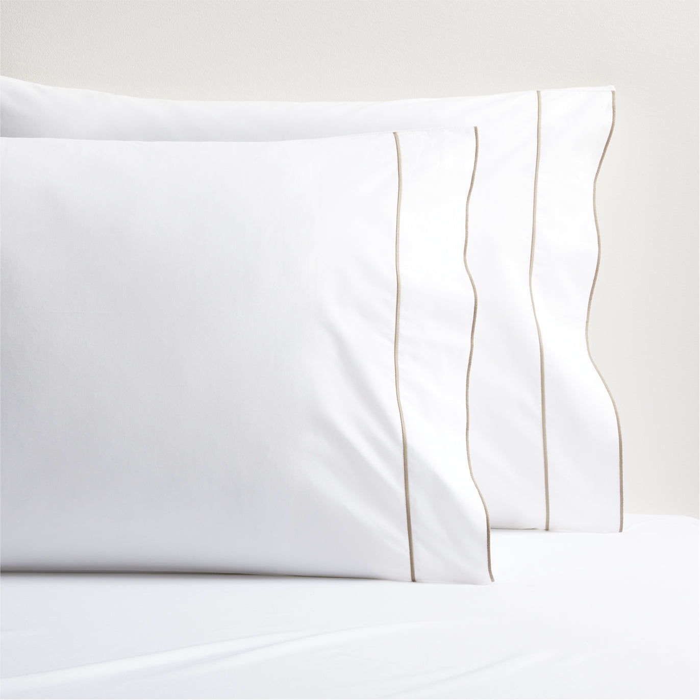 Khaki Border Satin Stitch Percale Sheet Set
