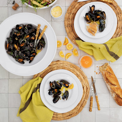 Chunky Natural Seagrass Round Woven Placemat, 16"